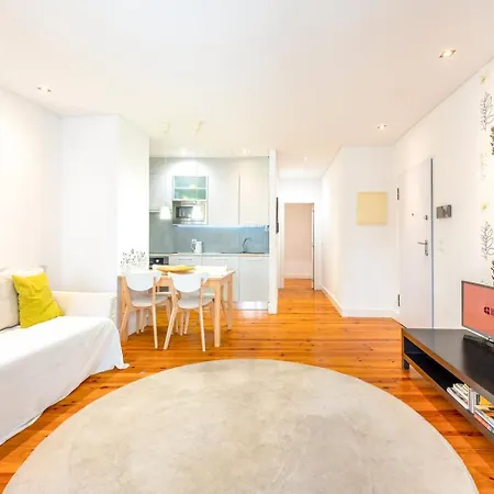 Guestready - Homely Base Near Castle Apartamento Lisboa