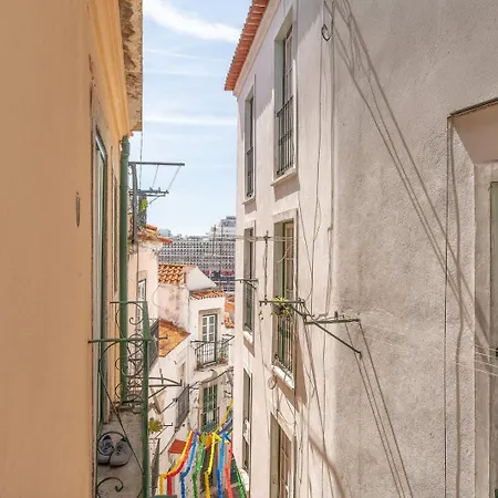 Guestready - Homely Base Near Castle